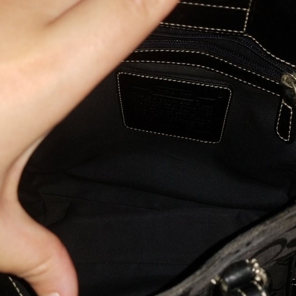 Authentic Coach Purse - Picture 2 of 4